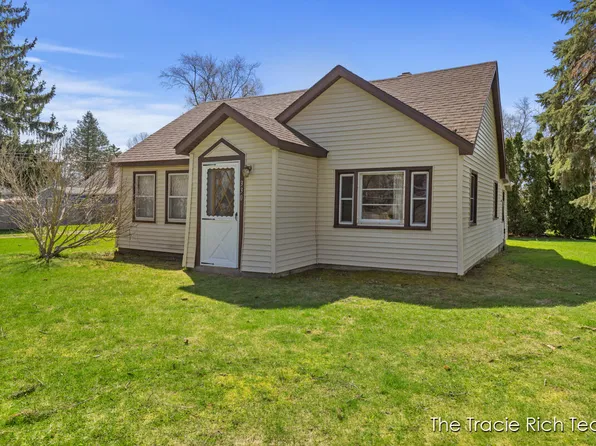 330 E Muskegon St, Cedar Springs, MI 49319