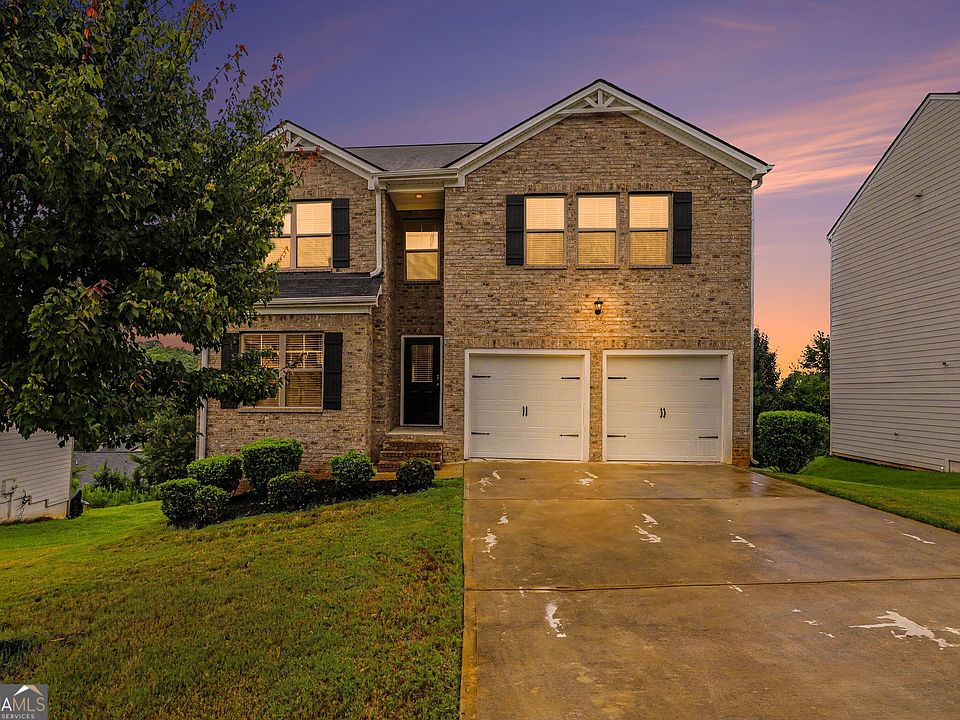 1st image of 399 Toronto Cir