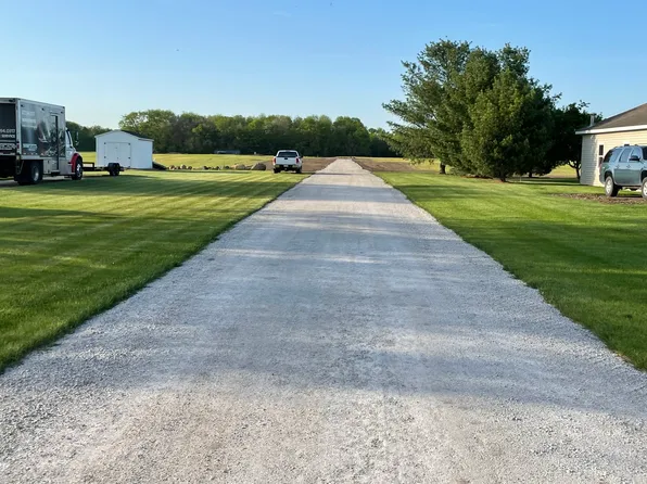 550 E Southmor Rd #A, Morris, IL 60450