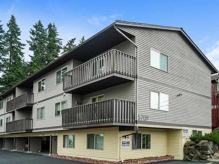 5709 Highway Pl — Photo 11