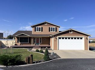 825 SE Regent Ave, Wilbur, WA 99185