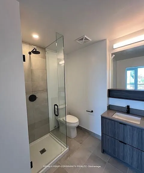 8888 Yonge St #323 — Photo 10