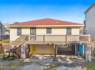 978 Gaye Ave, Topsail Beach, NC 28445