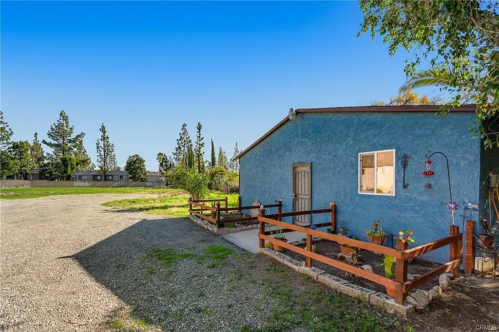 1 bed, 750 sqft, $1,750 — Photo 1
