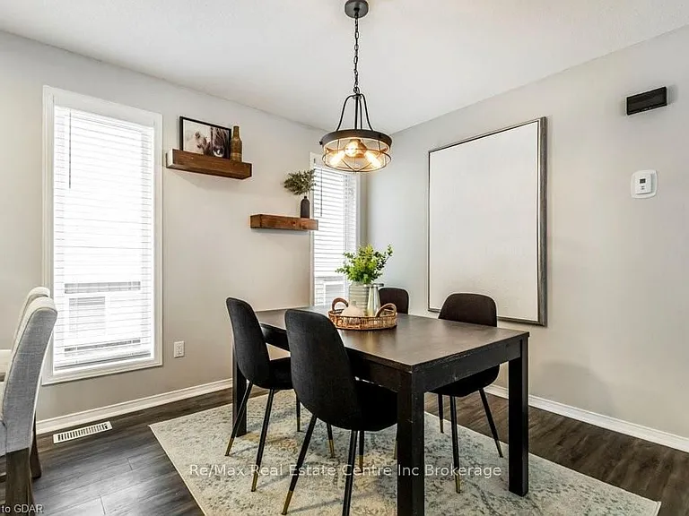 29 Porter Dr — Photo 8