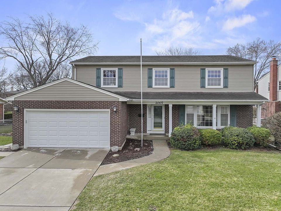 1st image of 2007 E Robinhood Ln