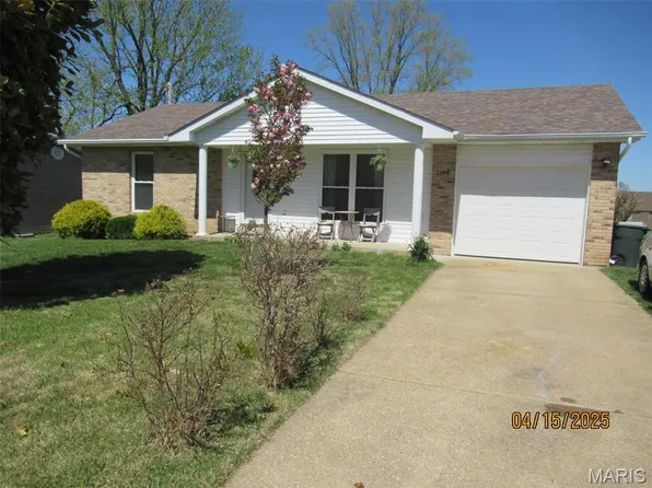 1670 Greer Dr, Arnold, MO 63010