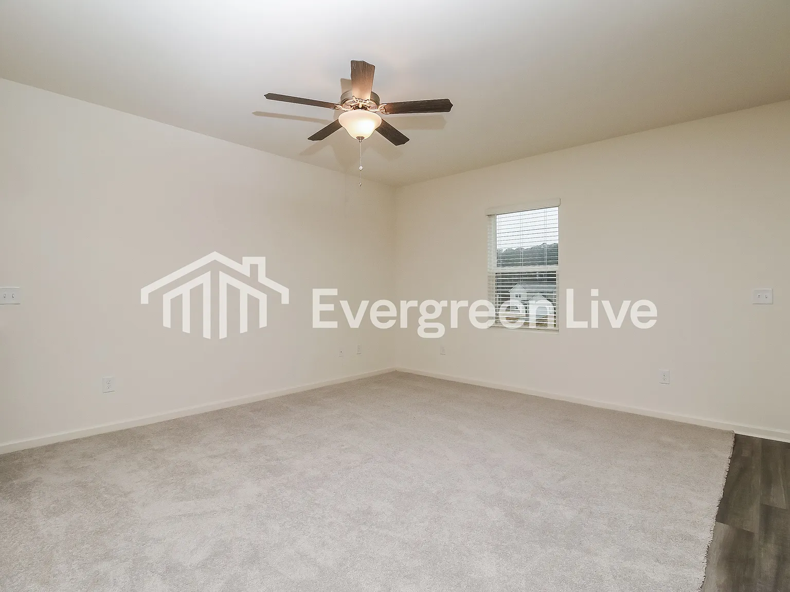 4 bed, 2.0 bath, 2095 sqft, $2,045 — Photo 3
