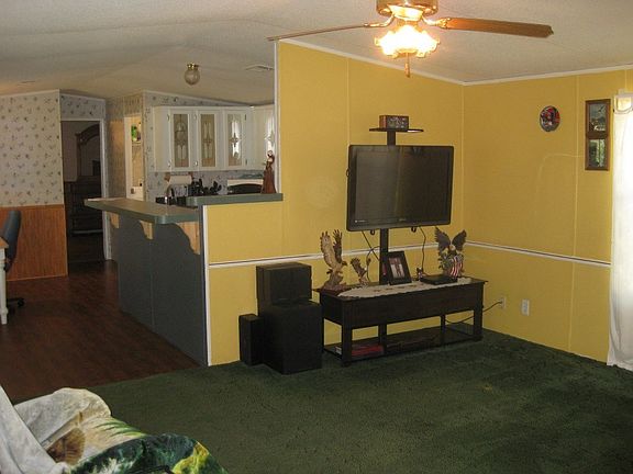 3rd image of 9980 McMahon Ave