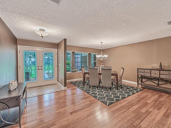 5th image of 1821 Azalea Dr