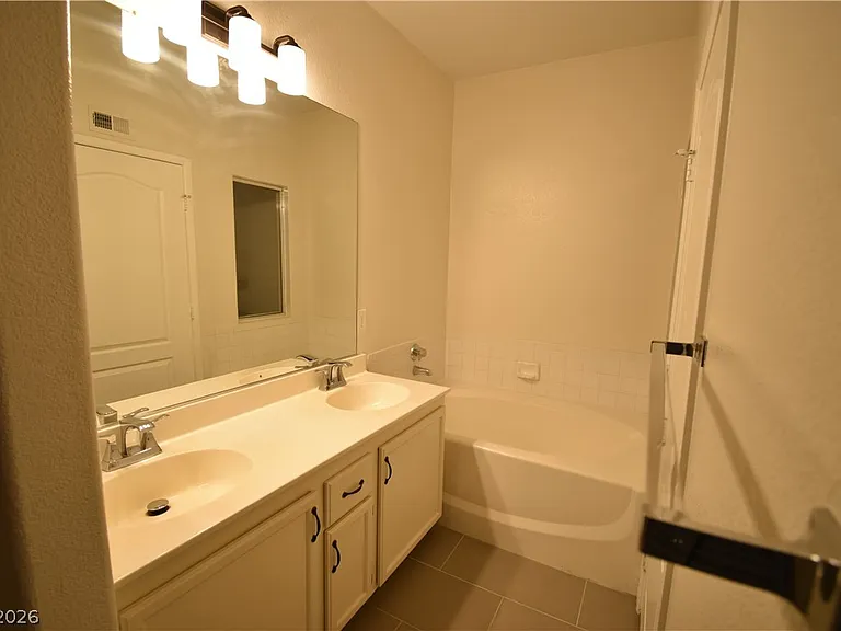 7713 Himalayas Ave #104 — Photo 13
