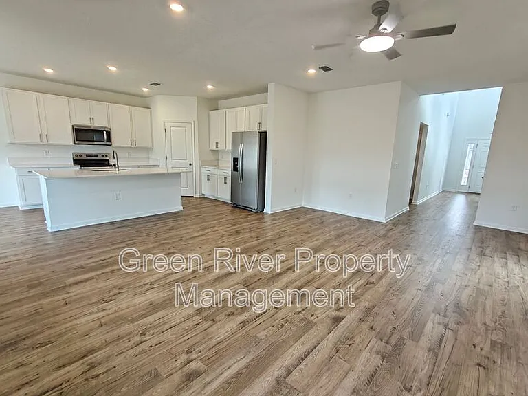 5724 Lagoon Cruise Way — Photo 13