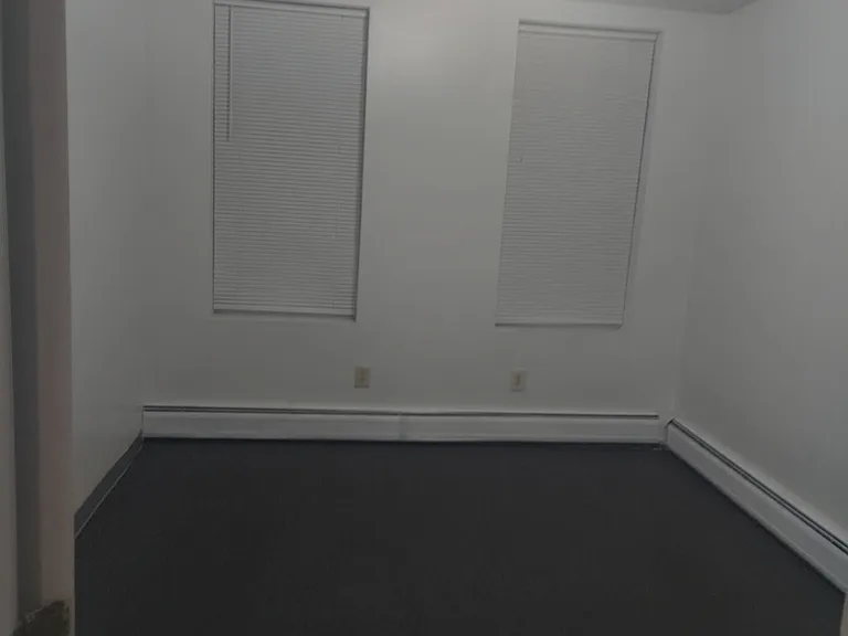 207 Bayview Ave #1D — Photo 9