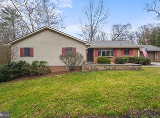 27 Thomas Dr, Silver Spring, MD 20904