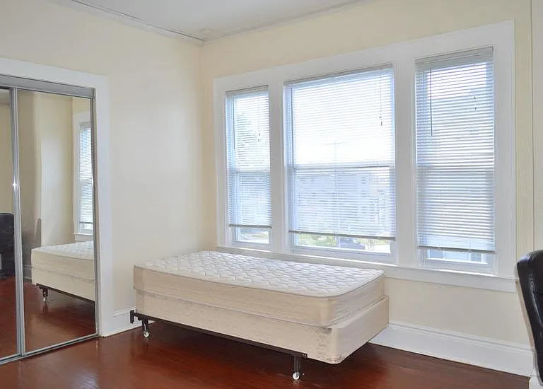1201 Madison St #1 — Photo 7