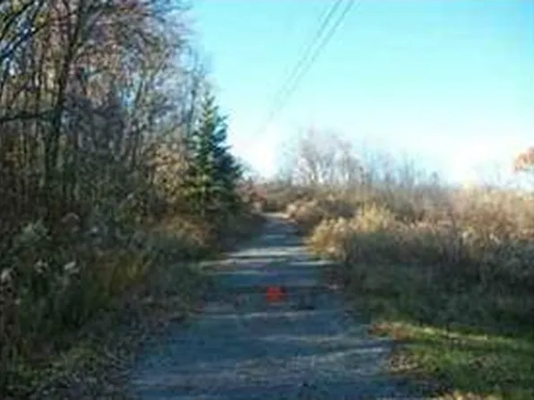 145 Holzer Ln, Baden, PA 15005