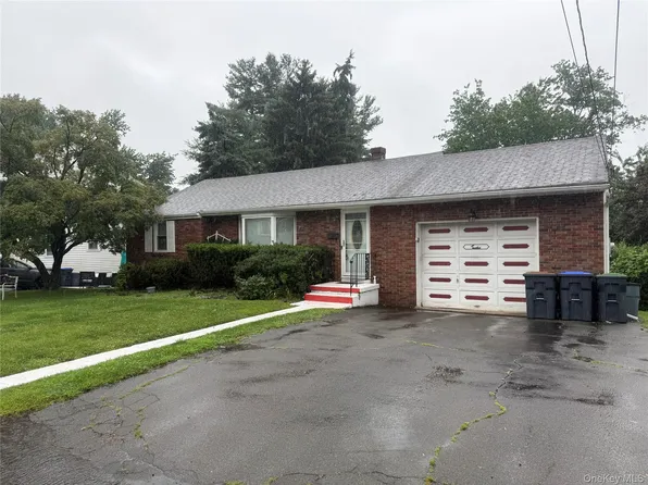 12 Heck Road, Garnerville, NY 10923