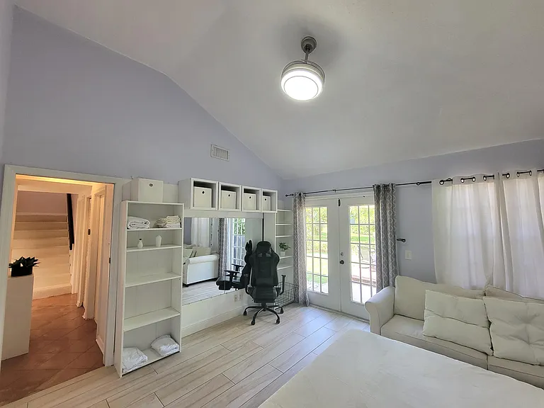 13465 Fountain View Blvd — Photo 17