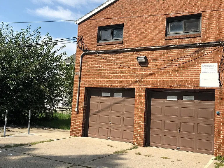 3473 Brigham St — Photo 9