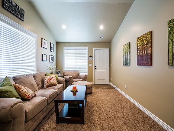 2nd image of 5079 N Fox Hollow Way