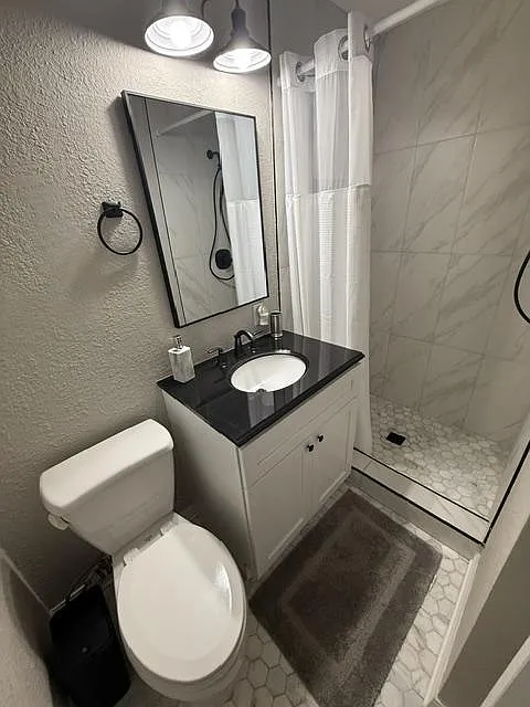 4 bed, 2.0 bath, 1300 sqft, $1,230 — Photo 3