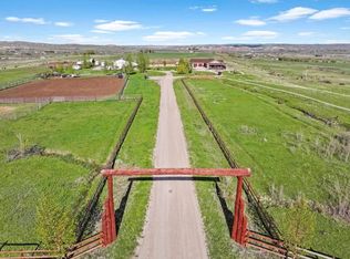 830 Longview Ln, Lander, WY 82520
