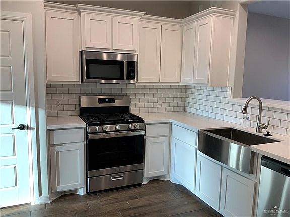 3rd image of 1303 Sonador Dr
