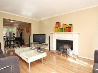 10 Valley Forge Pl NW, Atlanta, GA 30318