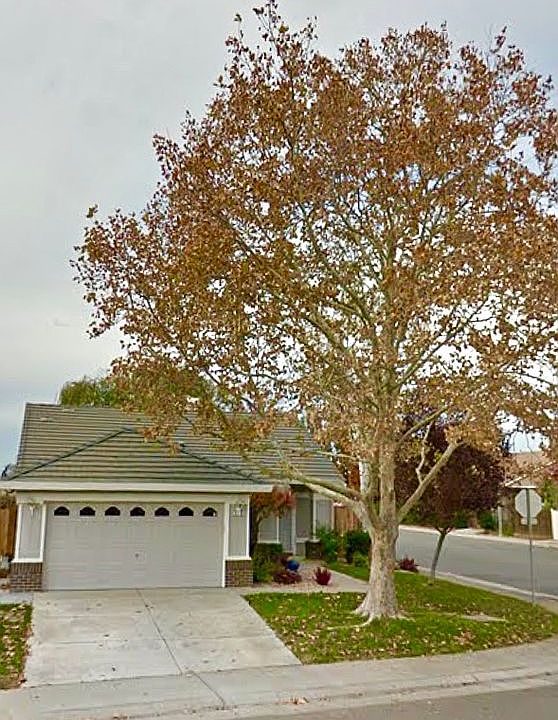 8748 Summer Pointe Drive