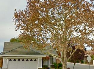 8748 Summer Pointe Dr, Elk Grove, CA 95624