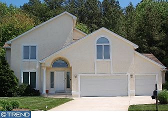 1st image of 7 Liszar Dr