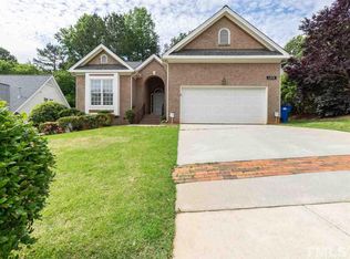 1201 Wedgeland Dr, Raleigh, NC 27615