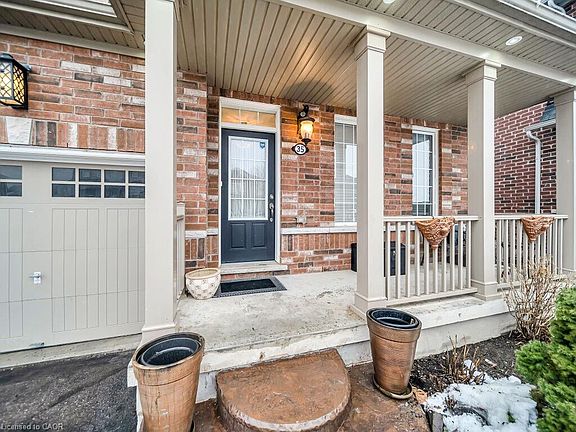 4th image of 35 Wilmot Rd