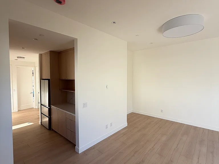 88 La Loma Dr #A — Photo 13