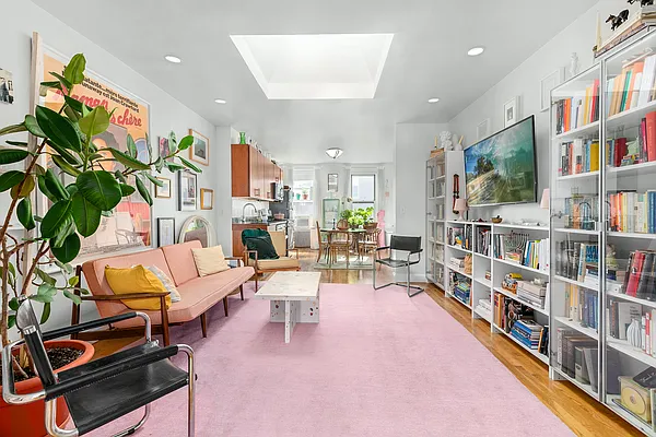 Sold by Compass | media 15