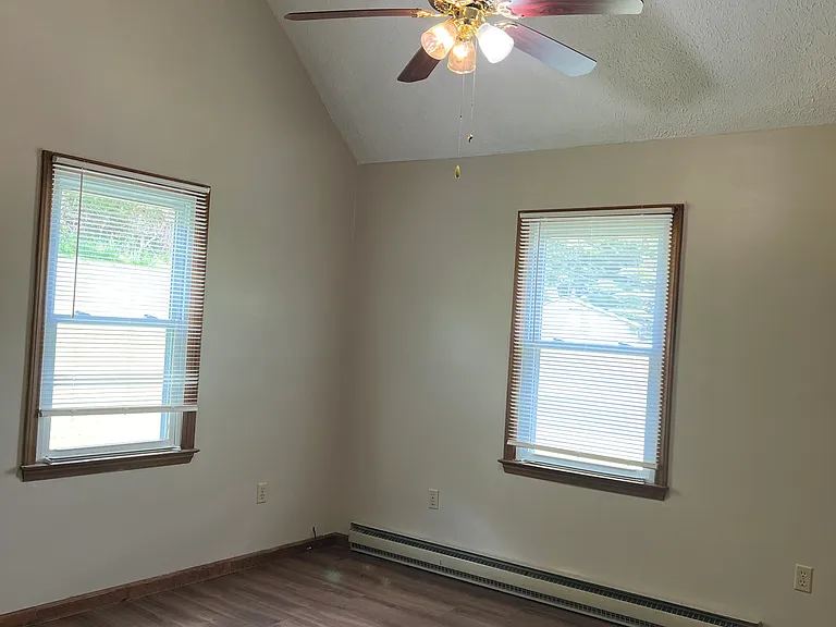 137 Lansing Dr #D — Photo 25