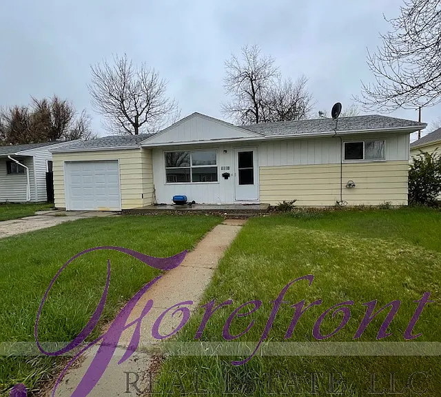 1504 Cody Ave — Photo 1