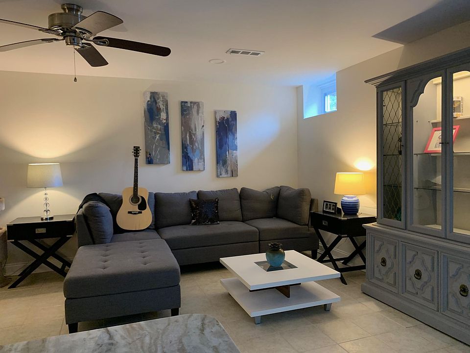 (Optional furnished) living room, with ceiling fan