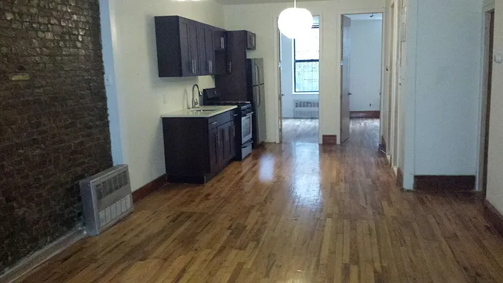 Rented by RS Bracha | media 77