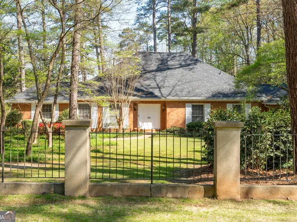 2506 Emerald Dr, Jonesboro, GA 30236