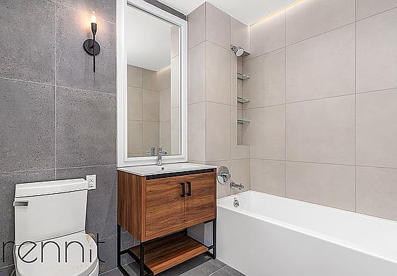 5th image of 1430 Fulton St APT 208