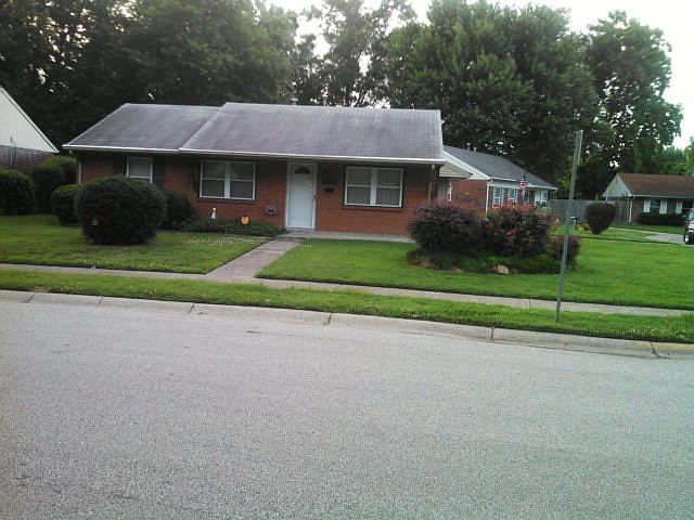 1st image of 2139 Lovell Dr