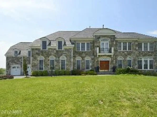 12510 Hunt Ridge Ln, Potomac, MD 20854