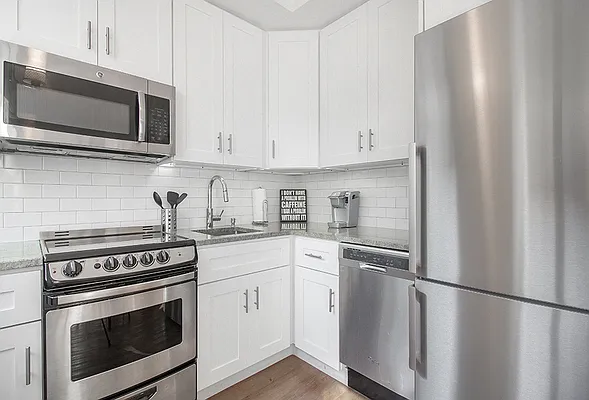 Rented by Mirador Real Estate | media 51