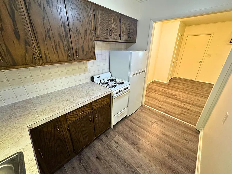 202 S Munroe St — Photo 31
