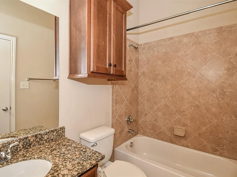 11518 Elizabeth Brook Dr — Photo 20