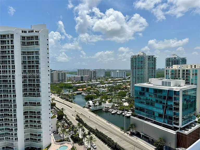 16699 Collins Ave #2309 — Photo 19