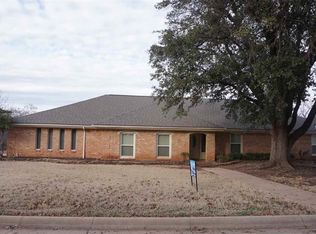 4528 Woodcrest Cir, Wichita Falls, TX 76309