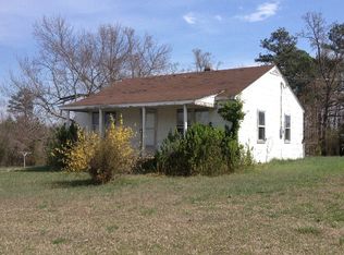 1392 Brodnax Rd, Brodnax, VA 23920