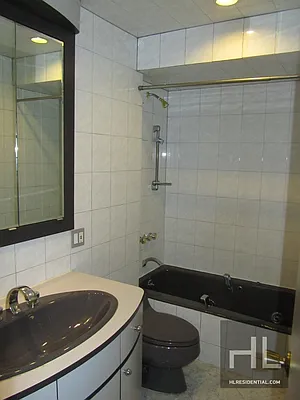 Rented by Highline Residential | media 7